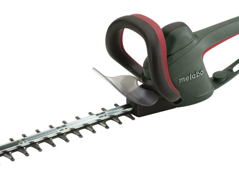 Taille haie électrique